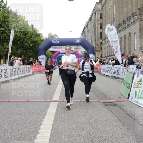 06.09.2026 - CURREX Alsterlauf Yannick Fuchs http://msf.ph/oto/10227569 06.09.2026 10:27:45 Ziel 3070, 4095, 4307, 4544, 5478, 8053 meine-sportfotos.de