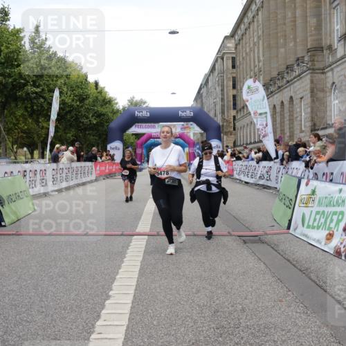 06.09.2026 - CURREX Alsterlauf Yannick Fuchs http://msf.ph/oto/10227570 06.09.2026 10:27:45 Ziel 3070, 4095, 4307, 4544, 5478, 8053 meine-sportfotos.de