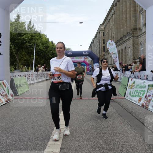 06.09.2026 - CURREX Alsterlauf Yannick Fuchs http://msf.ph/oto/10227574 06.09.2026 10:27:46 Ziel 3070, 4095, 4544, 5478, 8053 meine-sportfotos.de