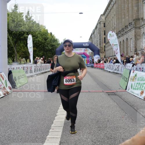 06.09.2026 - CURREX Alsterlauf Yannick Fuchs http://msf.ph/oto/10227582 06.09.2026 10:27:49 Ziel 3054, 4095, 4351, 4544, 5478, 8053 meine-sportfotos.de