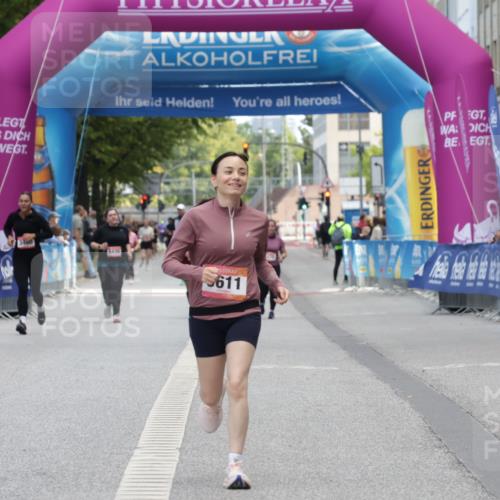 06.09.2026 - CURREX Alsterlauf Yannick Fuchs http://msf.ph/oto/10227619 06.09.2026 10:28:03 Ziel 3379, 5611 meine-sportfotos.de