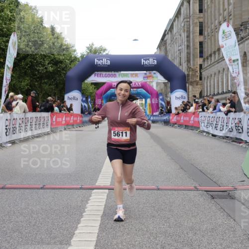 06.09.2026 - CURREX Alsterlauf Yannick Fuchs http://msf.ph/oto/10227629 06.09.2026 10:28:08 Ziel 3379, 5611 meine-sportfotos.de