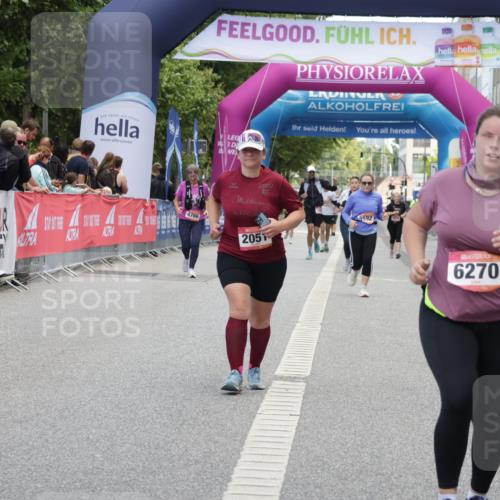 06.09.2026 - CURREX Alsterlauf Yannick Fuchs http://msf.ph/oto/10227647 06.09.2026 10:28:27 Ziel 2051, 6270, 6430 meine-sportfotos.de