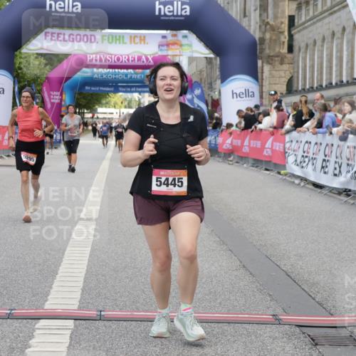 06.09.2026 - CURREX Alsterlauf Yannick Fuchs http://msf.ph/oto/10227687 06.09.2026 10:28:55 Ziel 4835, 5158, 5295, 5445 meine-sportfotos.de