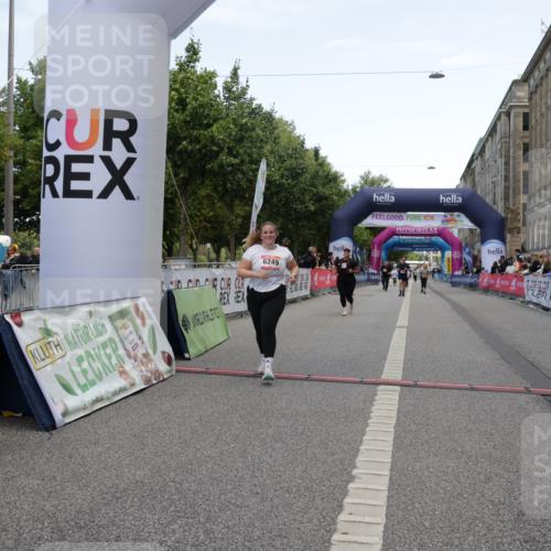06.09.2026 - CURREX Alsterlauf Yannick Fuchs http://msf.ph/oto/10227751 06.09.2026 10:29:32 Ziel 4417, 5296, 6249, 6364 meine-sportfotos.de