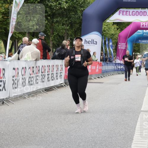 06.09.2026 - CURREX Alsterlauf Yannick Fuchs http://msf.ph/oto/10227754 06.09.2026 10:29:34 Ziel 4417, 5296, 6249, 6364 meine-sportfotos.de