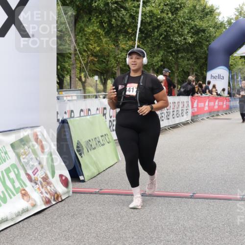 06.09.2026 - CURREX Alsterlauf Yannick Fuchs http://msf.ph/oto/10227756 06.09.2026 10:29:37 Ziel 4417, 6249 meine-sportfotos.de
