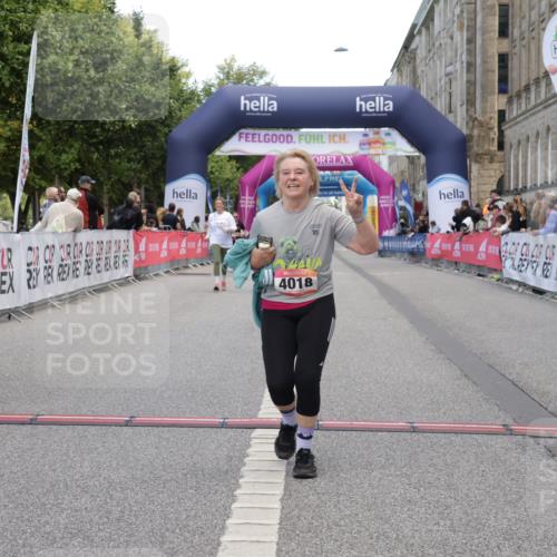 06.09.2026 - CURREX Alsterlauf Yannick Fuchs http://msf.ph/oto/10227768 06.09.2026 10:29:48 Ziel 2461, 2926, 4018 meine-sportfotos.de