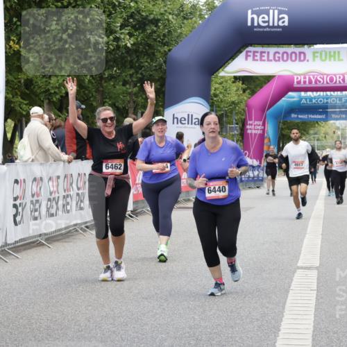 06.09.2026 - CURREX Alsterlauf Yannick Fuchs http://msf.ph/oto/10227789 06.09.2026 10:29:57 Ziel 2684, 6440, 6462, 6468 meine-sportfotos.de
