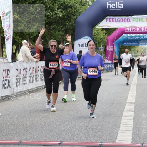 06.09.2026 - CURREX Alsterlauf Yannick Fuchs http://msf.ph/oto/10227791 06.09.2026 10:29:57 Ziel 2684, 6440, 6462, 6468 meine-sportfotos.de