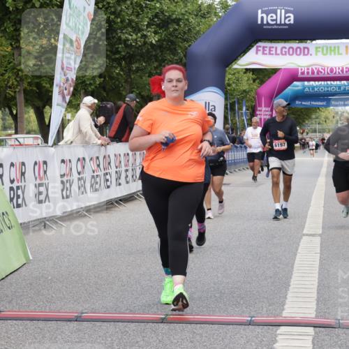 06.09.2026 - CURREX Alsterlauf Yannick Fuchs http://msf.ph/oto/10227848 06.09.2026 10:30:50 Ziel 2444, 3676, 4024, 4026, 4853, 8209 meine-sportfotos.de