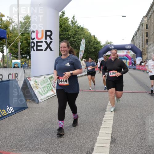 06.09.2026 - CURREX Alsterlauf Yannick Fuchs http://msf.ph/oto/10227856 06.09.2026 10:30:55 Ziel 2444, 3676, 4853, 6195, 6197, 8209 meine-sportfotos.de