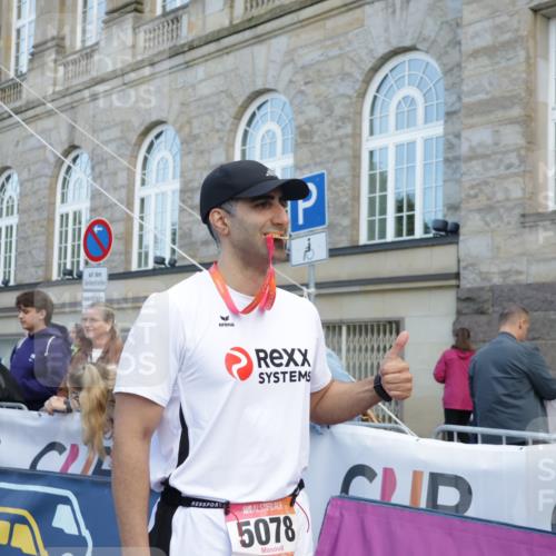 06.09.2026 - CURREX Alsterlauf Yannick Fuchs http://msf.ph/oto/10227895 06.09.2026 10:31:20 Ziel 4788 meine-sportfotos.de