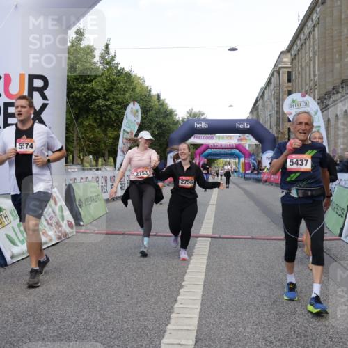 06.09.2026 - CURREX Alsterlauf Yannick Fuchs http://msf.ph/oto/10227960 06.09.2026 10:32:00 Ziel 2642, 2753, 2756, 4338, 5437, 5574, 6185 meine-sportfotos.de