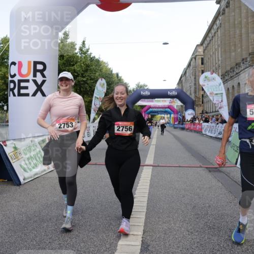 06.09.2026 - CURREX Alsterlauf Yannick Fuchs http://msf.ph/oto/10227967 06.09.2026 10:32:02 Ziel 2642, 2753, 2756, 3000, 4338, 5437, 5574, 6185 meine-sportfotos.de