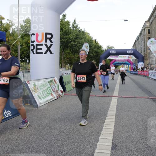 06.09.2026 - CURREX Alsterlauf Yannick Fuchs http://msf.ph/oto/10227976 06.09.2026 10:32:07 Ziel 2642, 2753, 2756, 2906, 3000, 3329, 4338, 4723, 6185 meine-sportfotos.de