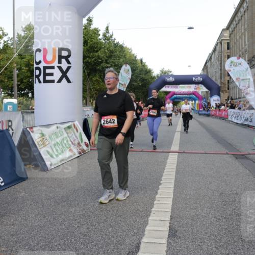 06.09.2026 - CURREX Alsterlauf Yannick Fuchs http://msf.ph/oto/10227978 06.09.2026 10:32:07 Ziel 2642, 2753, 2756, 2906, 3000, 3329, 4338, 4723, 6185 meine-sportfotos.de