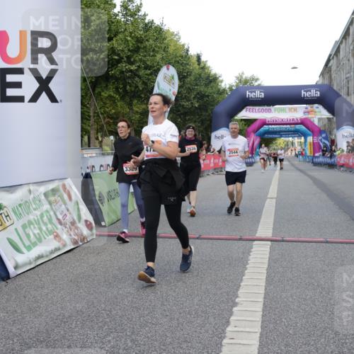 06.09.2026 - CURREX Alsterlauf Yannick Fuchs http://msf.ph/oto/10227990 06.09.2026 10:32:11 Ziel 2539, 2544, 2642, 2906, 3000, 3329, 4723, 6185 meine-sportfotos.de