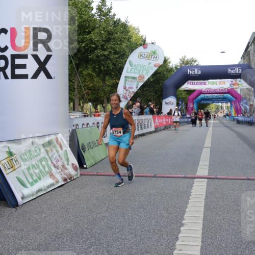06.09.2026 - CURREX Alsterlauf Yannick Fuchs http://msf.ph/oto/10228036 06.09.2026 10:32:40 Ziel 3647, 3734 meine-sportfotos.de