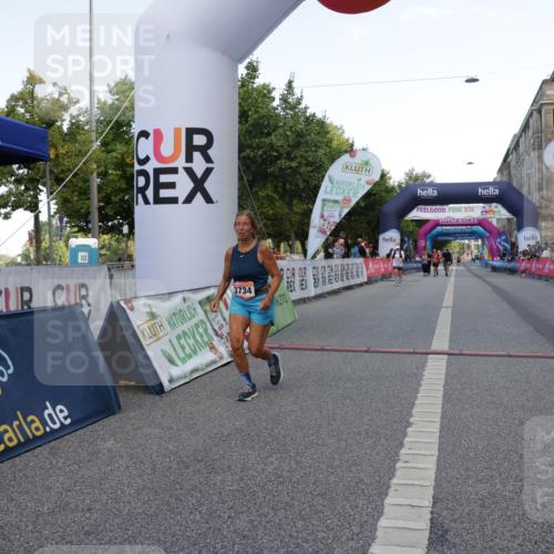06.09.2026 - CURREX Alsterlauf Yannick Fuchs http://msf.ph/oto/10228039 06.09.2026 10:32:41 Ziel 3647, 3734 meine-sportfotos.de