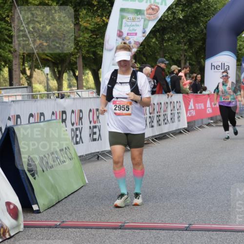 06.09.2026 - CURREX Alsterlauf Yannick Fuchs http://msf.ph/oto/10228044 06.09.2026 10:32:50 Ziel 2955 meine-sportfotos.de