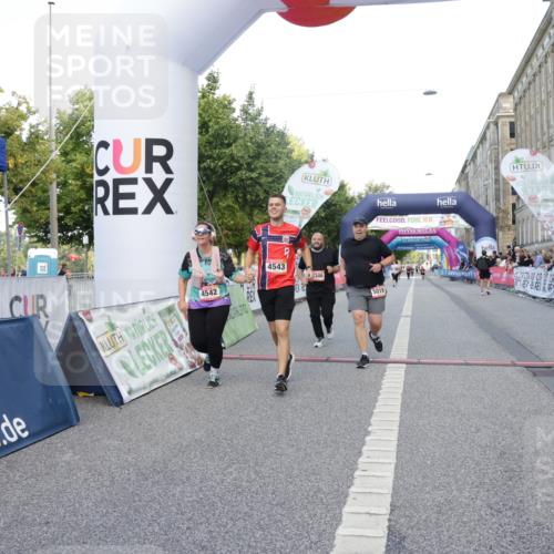 06.09.2026 - CURREX Alsterlauf Yannick Fuchs http://msf.ph/oto/10228053 06.09.2026 10:32:56 Ziel 2955, 4346, 4542, 4543, 5019 meine-sportfotos.de