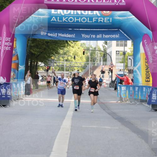 06.09.2026 - CURREX Alsterlauf Yannick Fuchs http://msf.ph/oto/10228086 06.09.2026 10:34:04 Ziel  meine-sportfotos.de