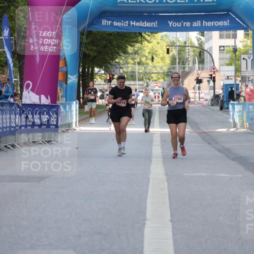06.09.2026 - CURREX Alsterlauf Yannick Fuchs http://msf.ph/oto/10228115 06.09.2026 10:34:46 Ziel  meine-sportfotos.de