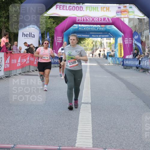 06.09.2026 - CURREX Alsterlauf Yannick Fuchs http://msf.ph/oto/10228129 06.09.2026 10:35:19 Ziel 2305 meine-sportfotos.de