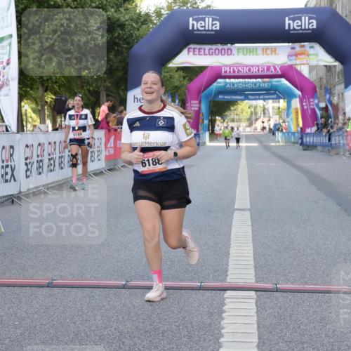 06.09.2026 - CURREX Alsterlauf Yannick Fuchs http://msf.ph/oto/10228139 06.09.2026 10:35:28 Ziel 2305, 5678, 6188 meine-sportfotos.de