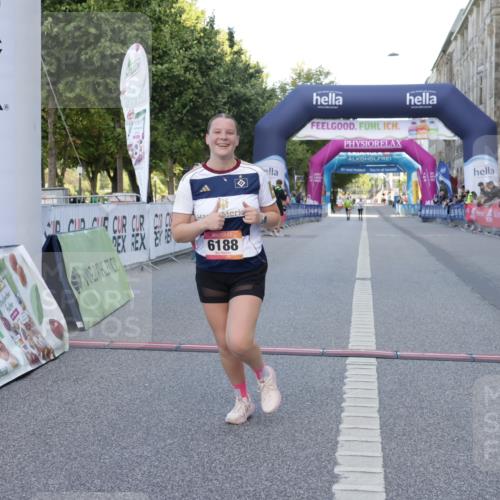 06.09.2026 - CURREX Alsterlauf Yannick Fuchs http://msf.ph/oto/10228141 06.09.2026 10:35:29 Ziel 2305, 5678, 6188 meine-sportfotos.de