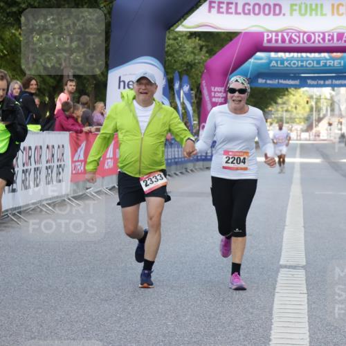 06.09.2026 - CURREX Alsterlauf Yannick Fuchs http://msf.ph/oto/10228145 06.09.2026 10:35:50 Ziel 2204, 2333 meine-sportfotos.de