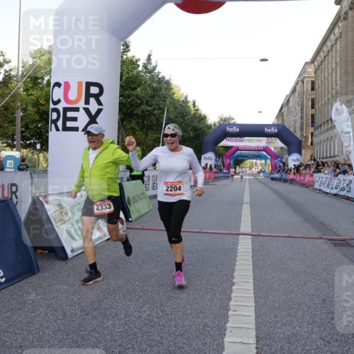 06.09.2026 - CURREX Alsterlauf Yannick Fuchs http://msf.ph/oto/10228157 06.09.2026 10:35:53 Ziel 2204, 2333 meine-sportfotos.de