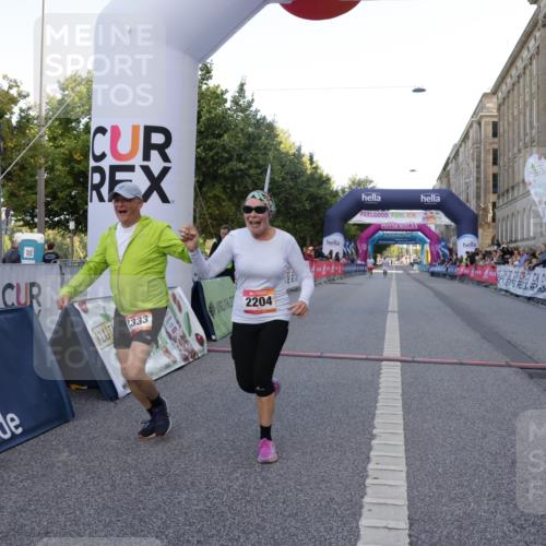 06.09.2026 - CURREX Alsterlauf Yannick Fuchs http://msf.ph/oto/10228158 06.09.2026 10:35:54 Ziel 2204, 2333 meine-sportfotos.de