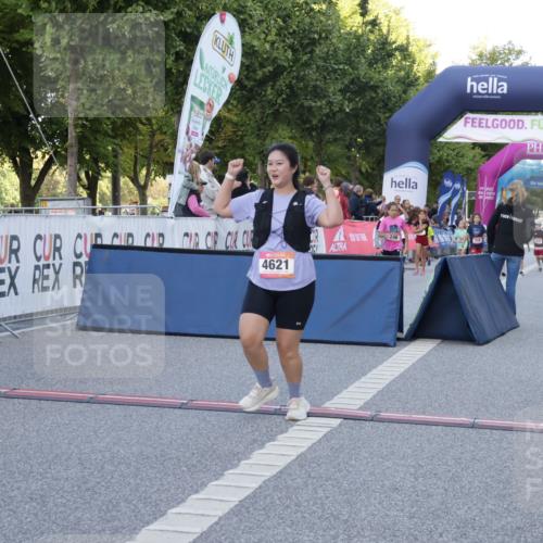 06.09.2026 - CURREX Alsterlauf Yannick Fuchs http://msf.ph/oto/10228206 06.09.2026 10:40:26 Ziel 2027, 3069, 4621 meine-sportfotos.de