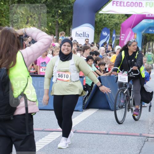 06.09.2026 - CURREX Alsterlauf Yannick Fuchs http://msf.ph/oto/10228225 06.09.2026 10:46:04 Ziel 5610 meine-sportfotos.de