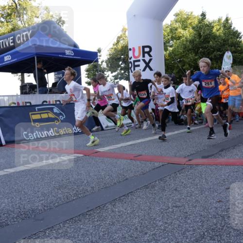 06.09.2026 - CURREX Alsterlauf Yannick Fuchs http://msf.ph/oto/10228274 06.09.2026 10:48:42 Ziel  meine-sportfotos.de