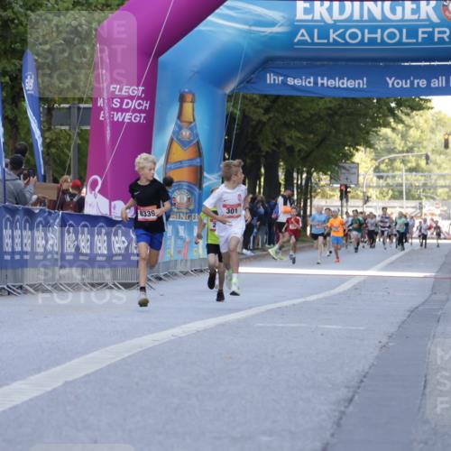 06.09.2026 - CURREX Alsterlauf Yannick Fuchs http://msf.ph/oto/10228299 06.09.2026 10:52:08 Ziel 255 meine-sportfotos.de