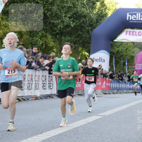 06.09.2026 - CURREX Alsterlauf Yannick Fuchs http://msf.ph/oto/10228342 06.09.2026 10:52:35 Ziel 161, 174, 213, 307, 316 meine-sportfotos.de