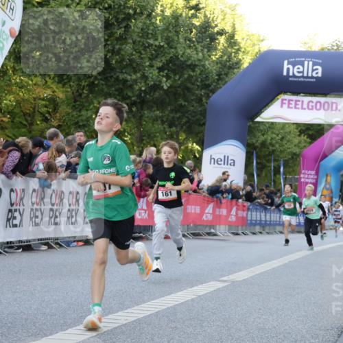 06.09.2026 - CURREX Alsterlauf Yannick Fuchs http://msf.ph/oto/10228345 06.09.2026 10:52:35 Ziel 161, 174, 213, 307, 316 meine-sportfotos.de