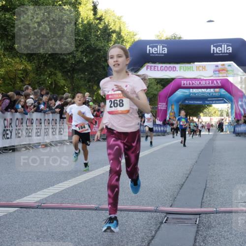 06.09.2026 - CURREX Alsterlauf Yannick Fuchs http://msf.ph/oto/10228364 06.09.2026 10:52:41 Ziel 161, 174, 182, 184, 213, 268, 281, 307, 316, 409, 452 meine-sportfotos.de
