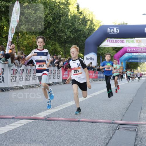06.09.2026 - CURREX Alsterlauf Yannick Fuchs http://msf.ph/oto/10228374 06.09.2026 10:52:44 Ziel 161, 182, 184, 268, 281, 307, 355, 408, 409, 452 meine-sportfotos.de