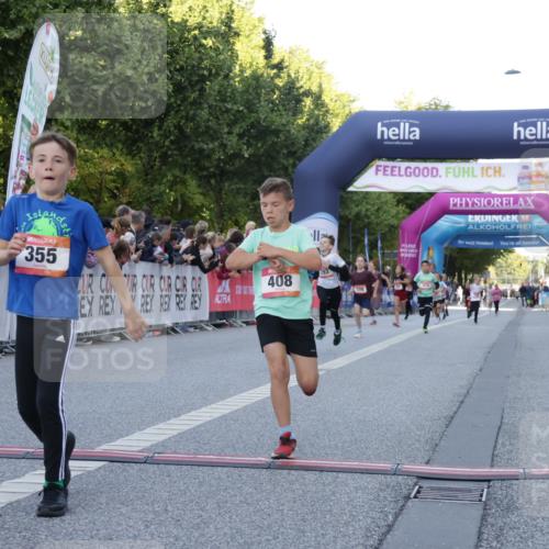 06.09.2026 - CURREX Alsterlauf Yannick Fuchs http://msf.ph/oto/10228384 06.09.2026 10:52:47 Ziel 178, 182, 184, 268, 281, 293, 355, 408, 409, 452 meine-sportfotos.de