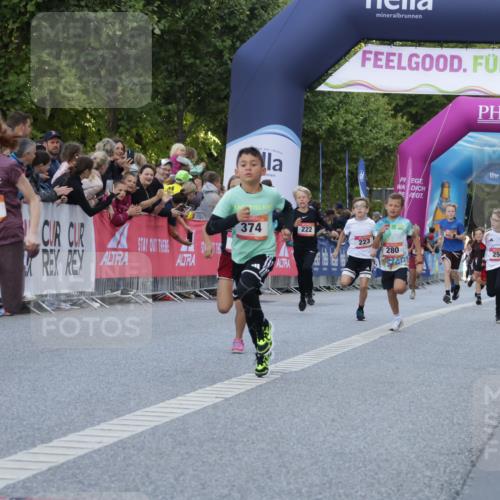 06.09.2026 - CURREX Alsterlauf Yannick Fuchs http://msf.ph/oto/10228392 06.09.2026 10:52:51 Ziel 151, 178, 184, 222, 223, 250, 280, 281, 293, 355, 374, 388, 408, 452 meine-sportfotos.de
