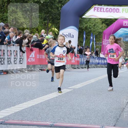 06.09.2026 - CURREX Alsterlauf Yannick Fuchs http://msf.ph/oto/10228427 06.09.2026 10:53:01 Ziel 151, 158, 222, 223, 246, 250, 251, 280, 282, 303, 374, 430 meine-sportfotos.de