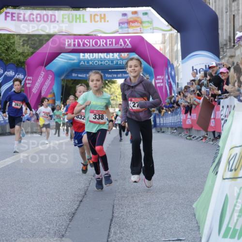 06.09.2026 - CURREX Alsterlauf Yannick Fuchs http://msf.ph/oto/10228501 06.09.2026 10:53:28 Ziel 175, 186, 190, 210, 227, 233, 275, 314, 317, 336, 338, 397, 420, 8124, 8180, 8262, 8329 meine-sportfotos.de