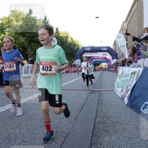 06.09.2026 - CURREX Alsterlauf Yannick Fuchs http://msf.ph/oto/10228516 06.09.2026 10:53:35 Ziel 159, 190, 263, 265, 266, 274, 275, 306, 314, 330, 336, 338, 402, 415, 445, 8124, 8180, 8181, 8329 meine-sportfotos.de