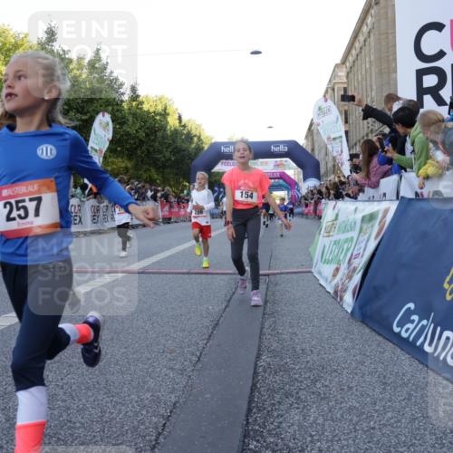 06.09.2026 - CURREX Alsterlauf Yannick Fuchs http://msf.ph/oto/10228541 06.09.2026 10:53:43 Ziel 154, 159, 169, 214, 219, 257, 259, 265, 266, 286, 306, 330, 401, 415, 442, 445, 8123 meine-sportfotos.de