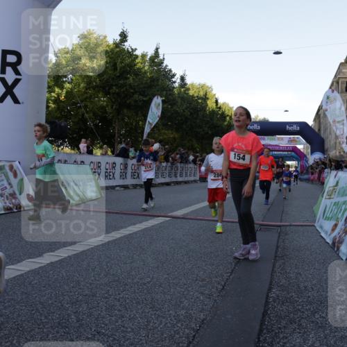 06.09.2026 - CURREX Alsterlauf Yannick Fuchs http://msf.ph/oto/10228543 06.09.2026 10:53:44 Ziel 154, 159, 164, 169, 214, 219, 257, 259, 265, 286, 330, 401, 415, 442, 445, 8094, 8123 meine-sportfotos.de