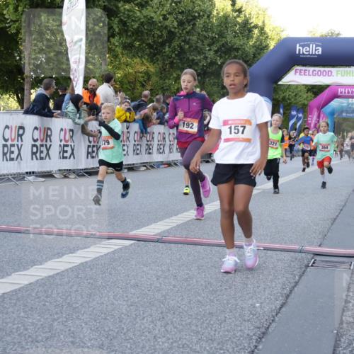 06.09.2026 - CURREX Alsterlauf Yannick Fuchs http://msf.ph/oto/10228585 06.09.2026 10:54:02 Ziel 157, 172, 195, 202, 203, 216, 218, 221, 243, 256, 260, 292, 296, 302, 321, 334, 364, 379, 414, 418, 443 meine-sportfotos.de